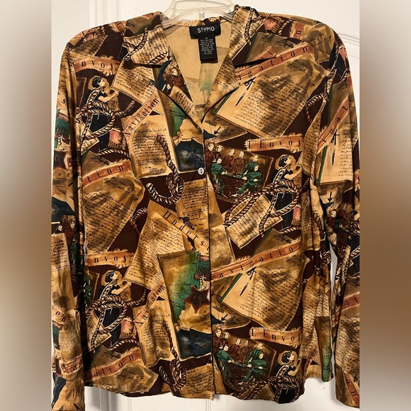 Studio - Picture 1 of 2